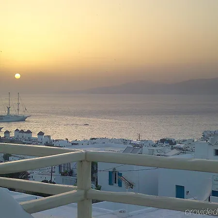 Pelican 2* Mykonos Town