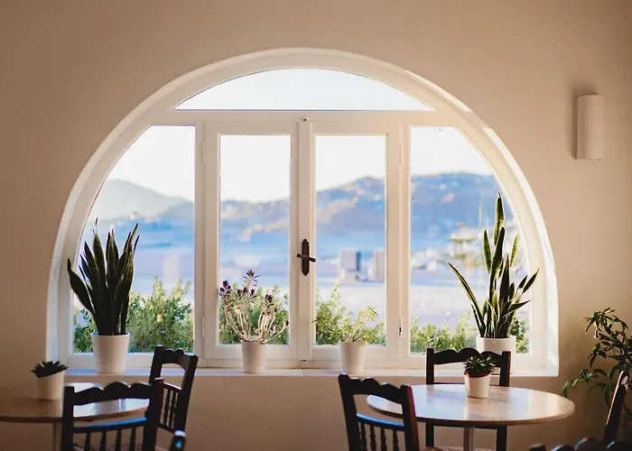 Pelican 2* Mykonos Town