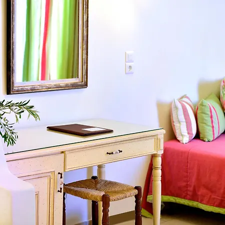Pelican Hotell Mykonos Town