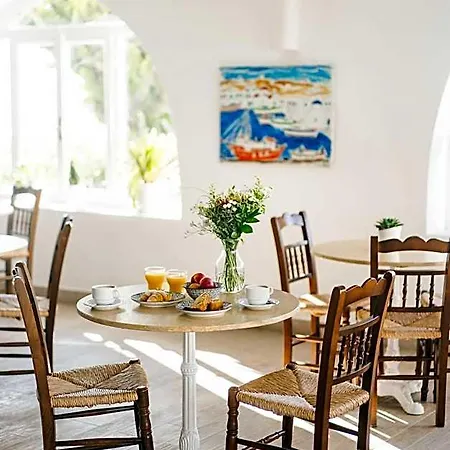 Pelican Hotel Mykonos Town