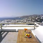 Hotel Pelican