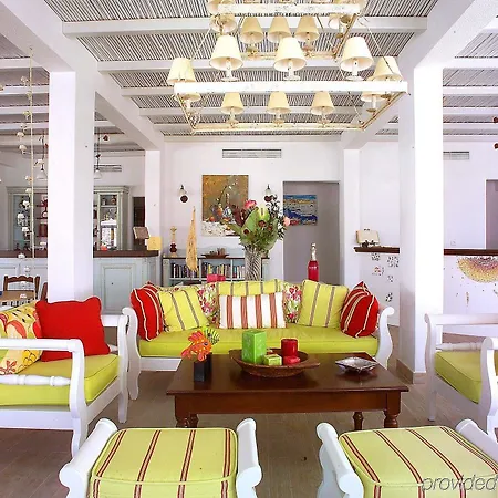 Pelican Hotel